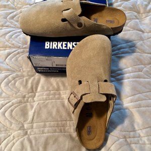 Birkenstock Boston Taupe sz 41 NIB Never worn